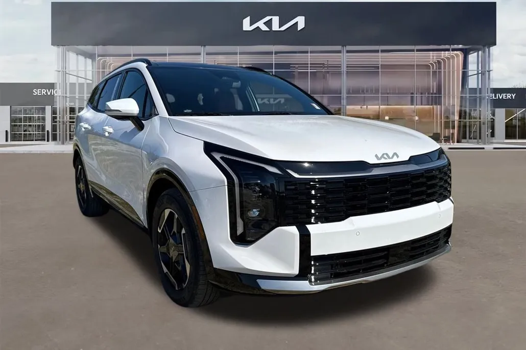 2026 Kia Sportage SX photo 1