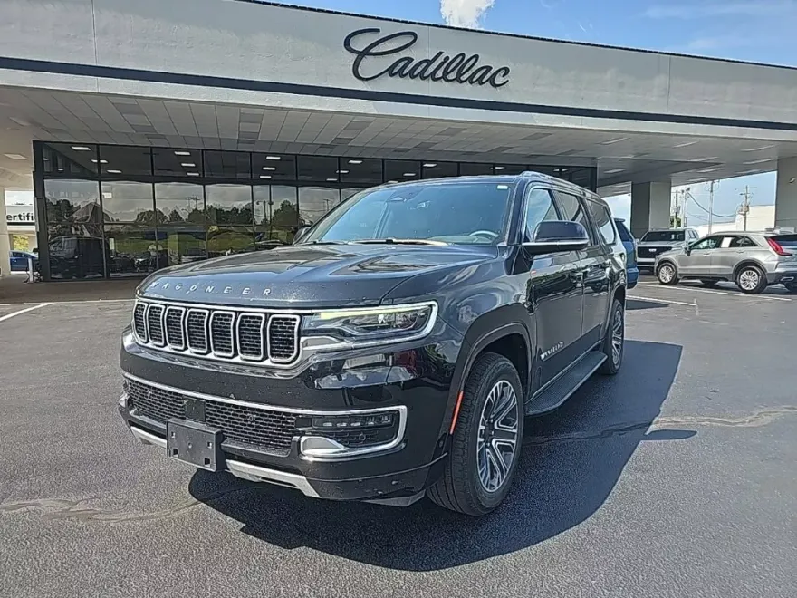 2024 Jeep Wagoneer L Series II photo 1