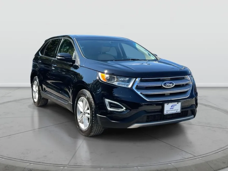 2017 Ford Edge SEL photo 1