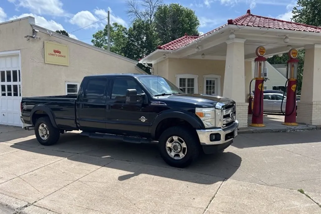 2012 Ford F-250 XLT photo 1
