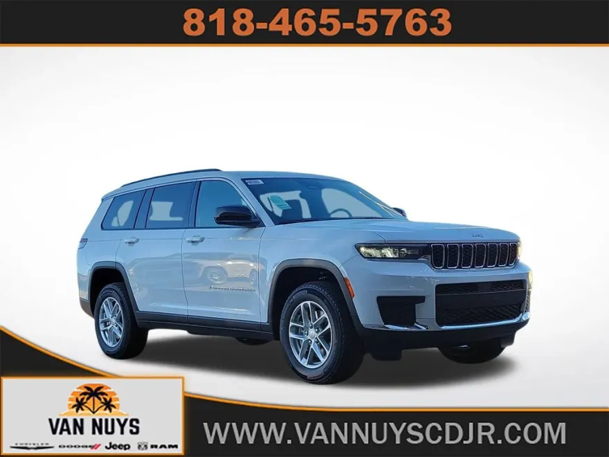 2025 Jeep Grand Cherokee Laredo photo 1