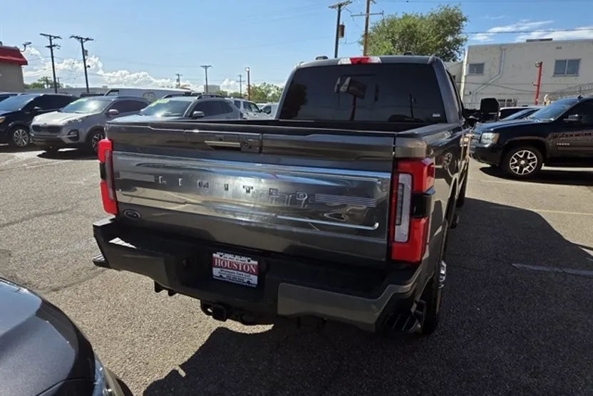 2024 Ford F-250 Limited photo 1