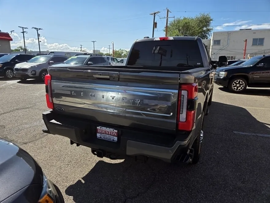 2024 Ford F-250 Limited photo 1