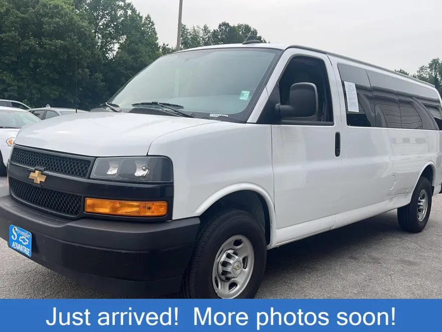 2024 Chevrolet Express Passenger LS photo 1