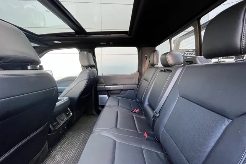 2022 Ford F-150 Lariat photo 1