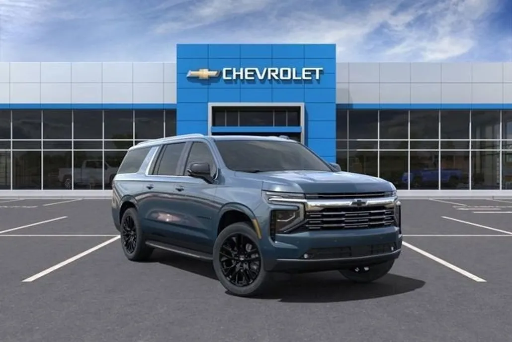 2025 Chevrolet Suburban Premier photo 1