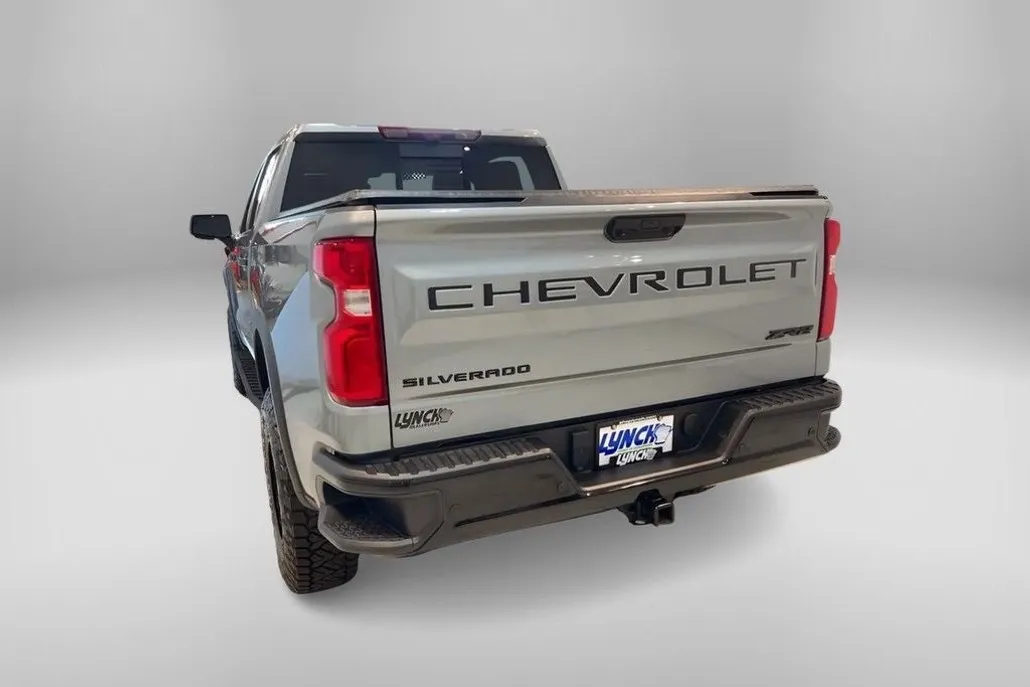 2024 Chevrolet Silverado 1500 ZR2 photo 1