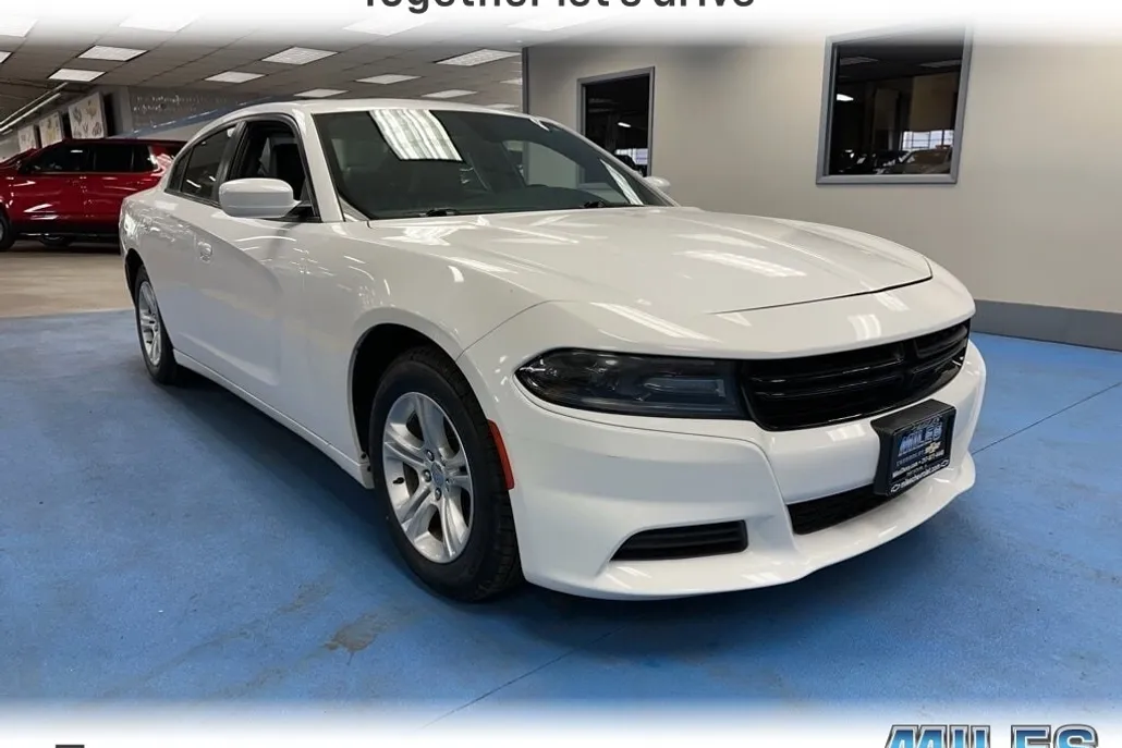 2021 Dodge Charger SXT photo 1