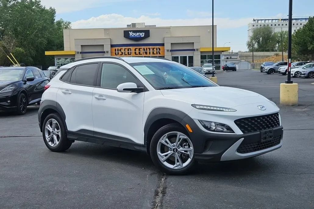 2023 Hyundai Kona SEL photo 1