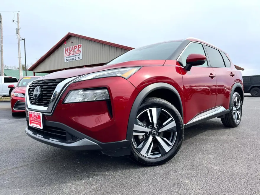 2023 Nissan Rogue SL photo 1