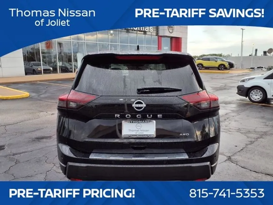 2026 Nissan Rogue SV photo 1