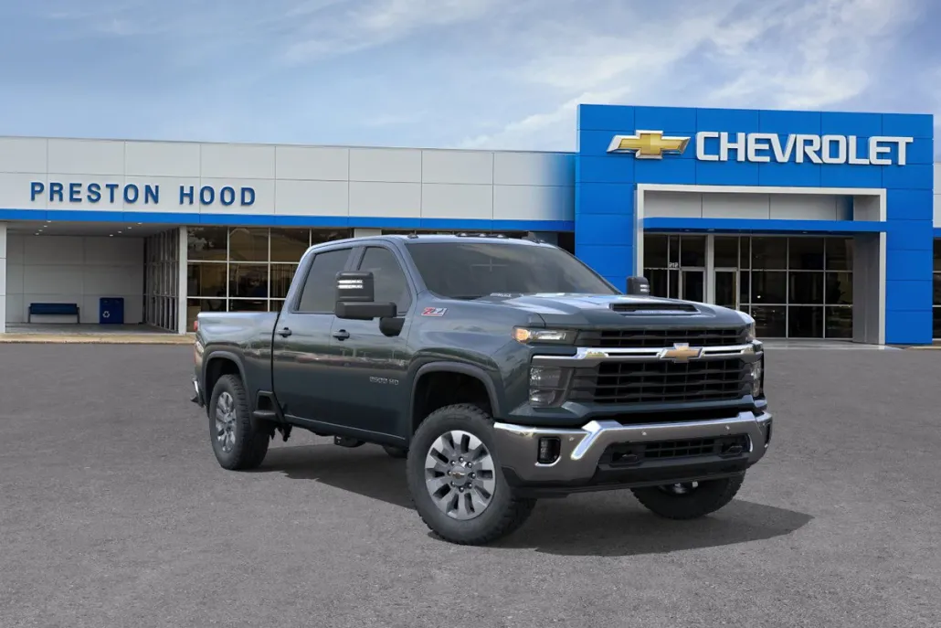 2025 Chevrolet Silverado 2500HD LT photo 1