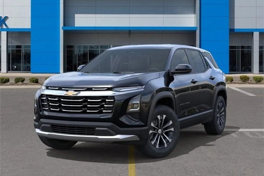 2026 Chevrolet Equinox LT photo 1