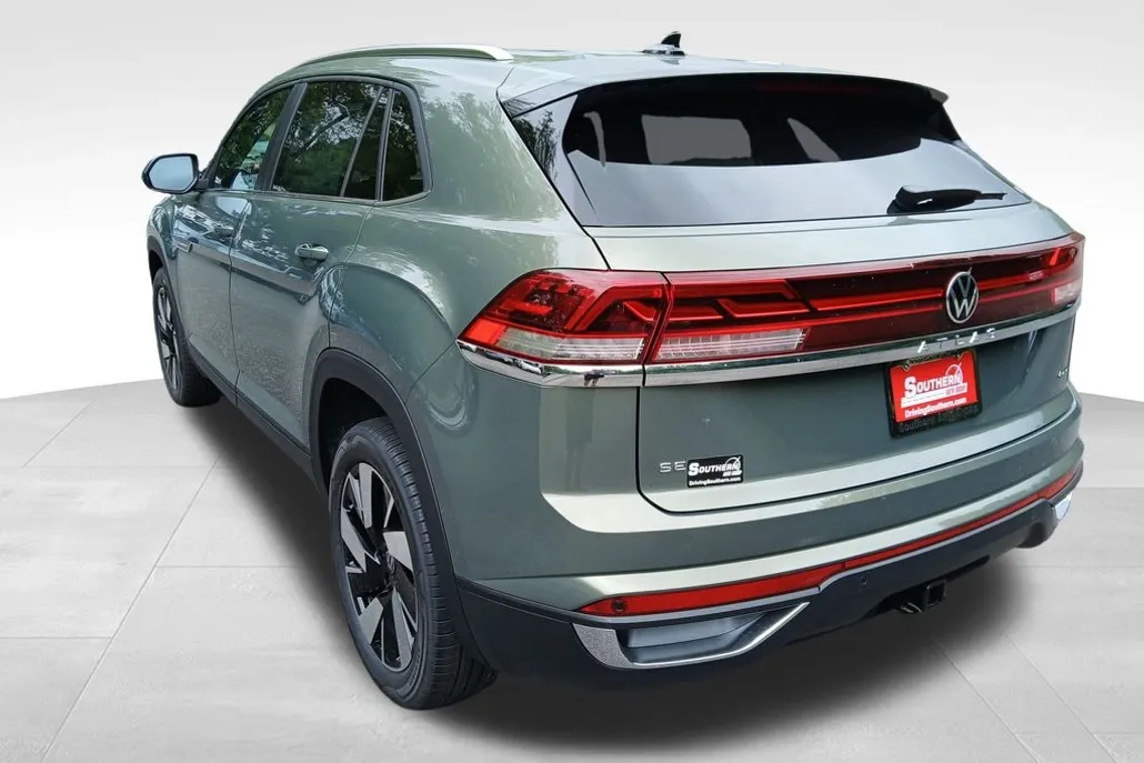 2026 Volkswagen Atlas Cross Sport SE Technology photo 1