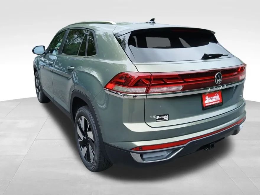 2026 Volkswagen Atlas Cross Sport SE Technology photo 1