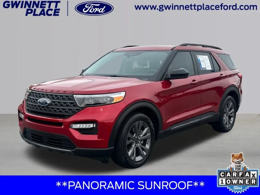 2022 Ford Explorer XLT photo 1