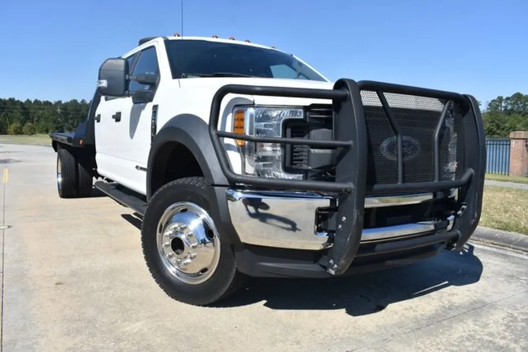 2017 Ford F-550 photo 1