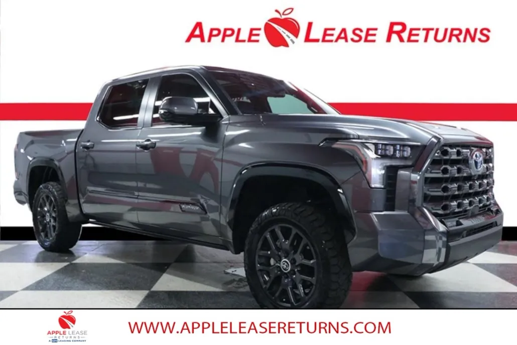 2024 Toyota Tundra Platinum CrewMax photo 1