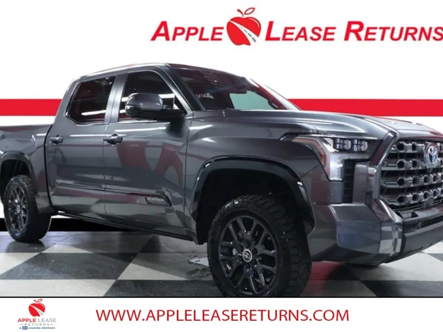 2024 Toyota Tundra Platinum CrewMax photo 1