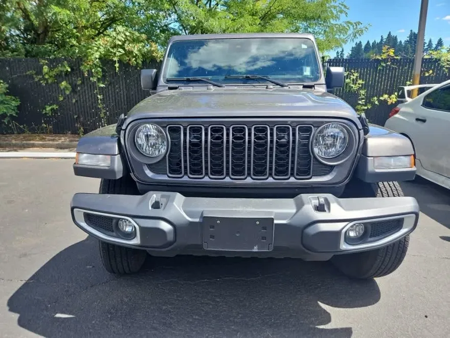 2024 Jeep Gladiator Sport S photo 1