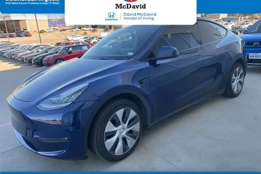 2022 Tesla Model Y Long Range photo 1