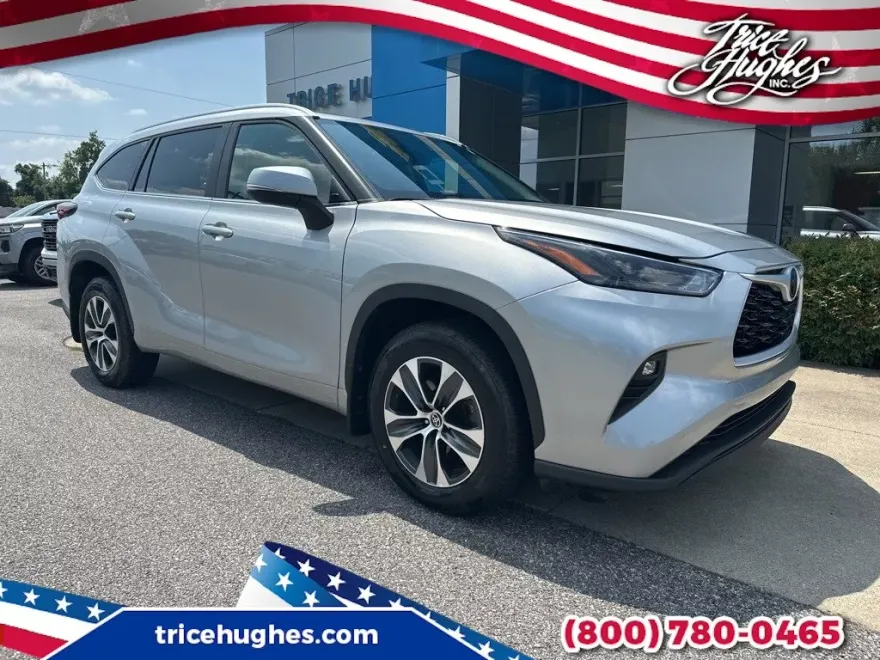 2024 Toyota Highlander XLE photo 1