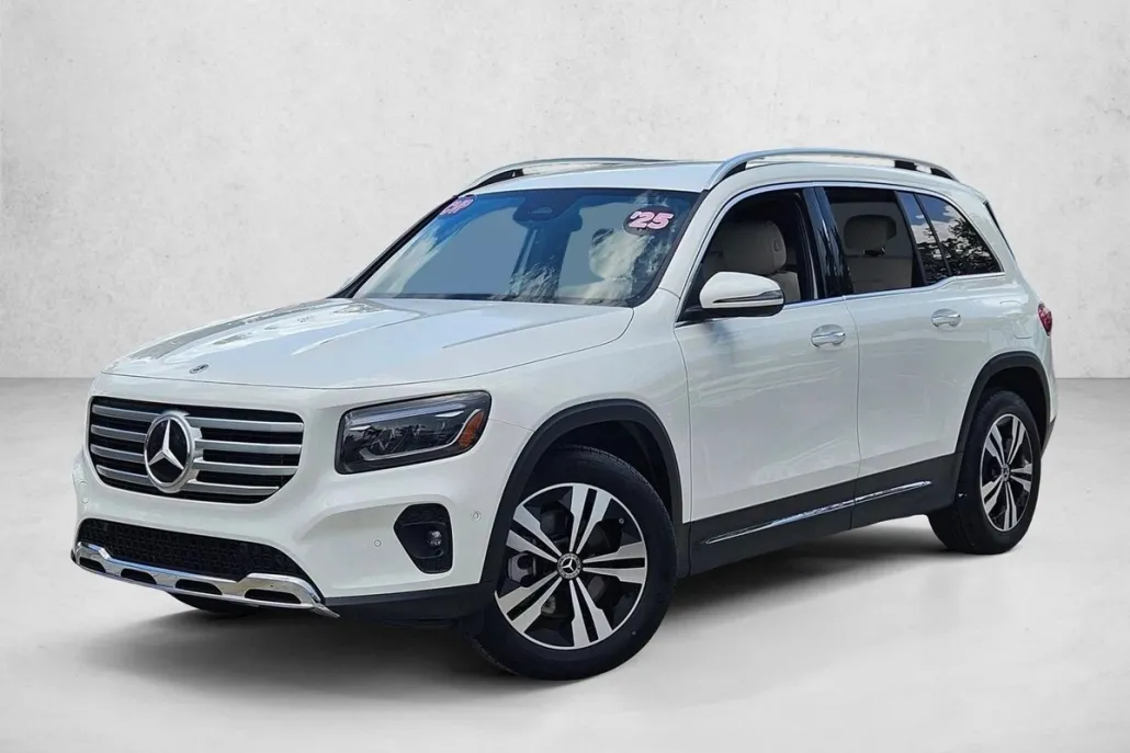 2025 Mercedes Benz GLB 250 photo 1