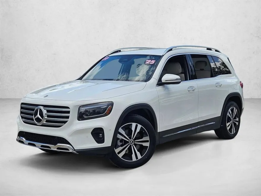 2025 Mercedes Benz GLB 250 photo 1
