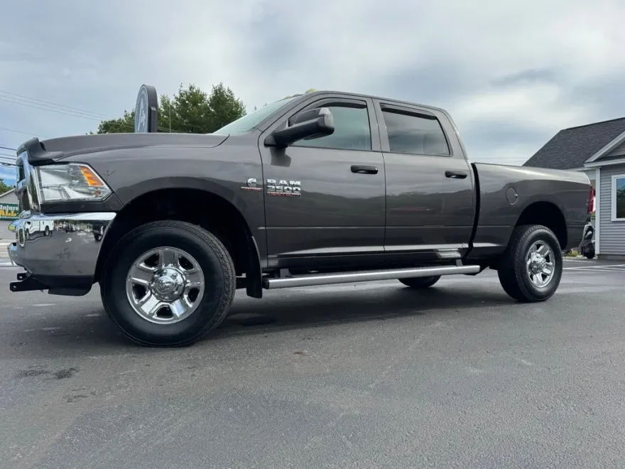 2017 Ram 3500 Tradesman photo 1