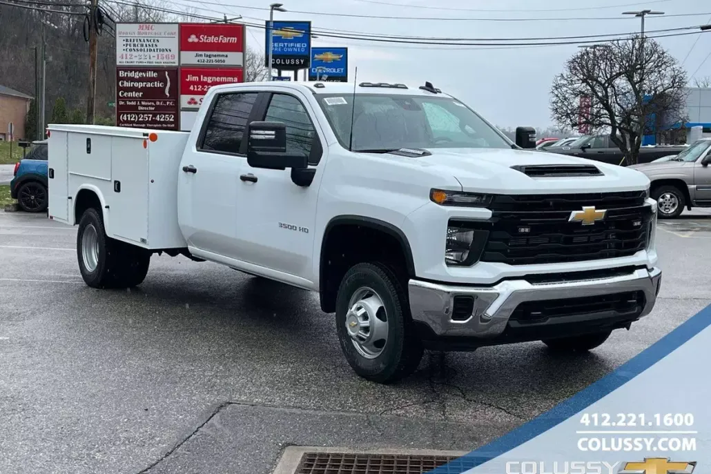 2025 Chevrolet Silverado 3500HD Work Truck photo 1