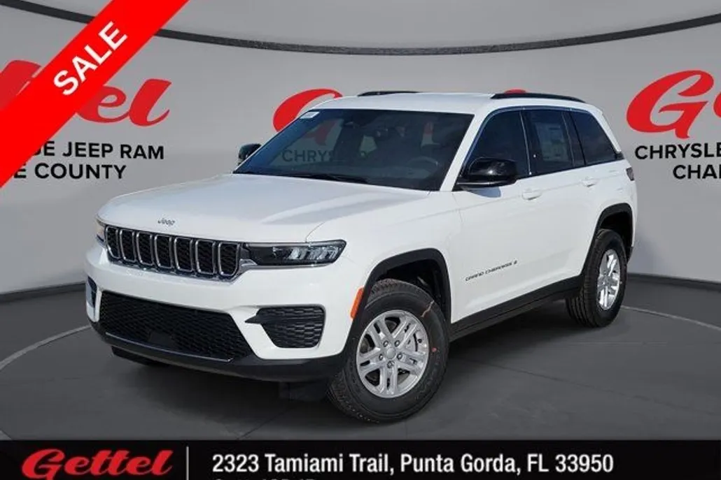 2025 Jeep Grand Cherokee Laredo photo 1