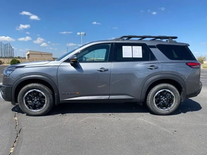 2024 Nissan Pathfinder Rock Creek photo 1
