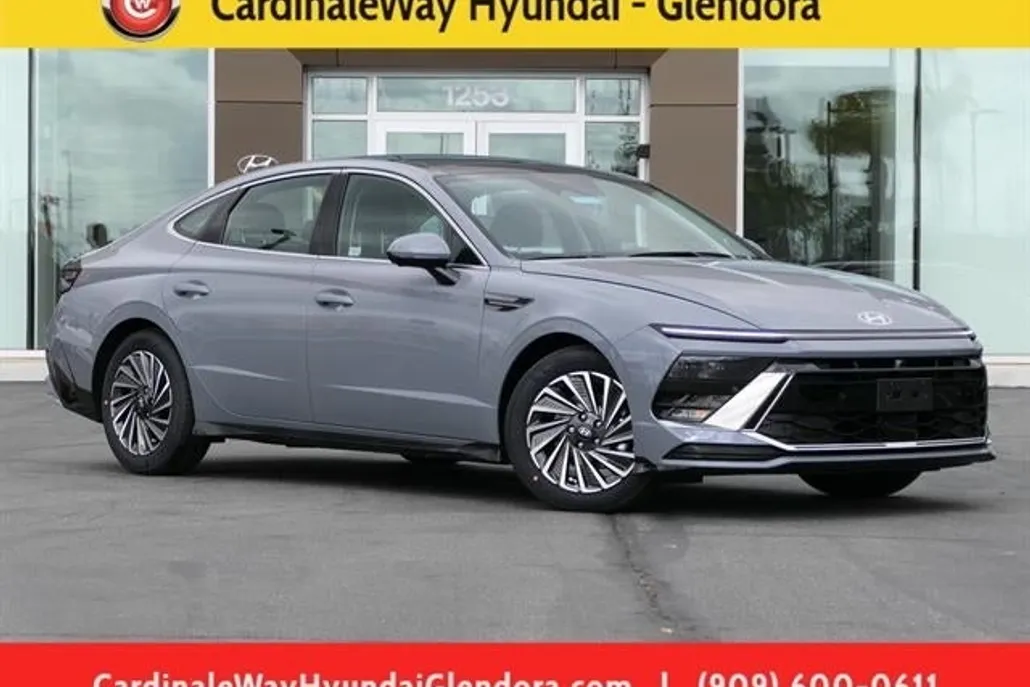 2025 Hyundai Sonata Hybrid Limited photo 1