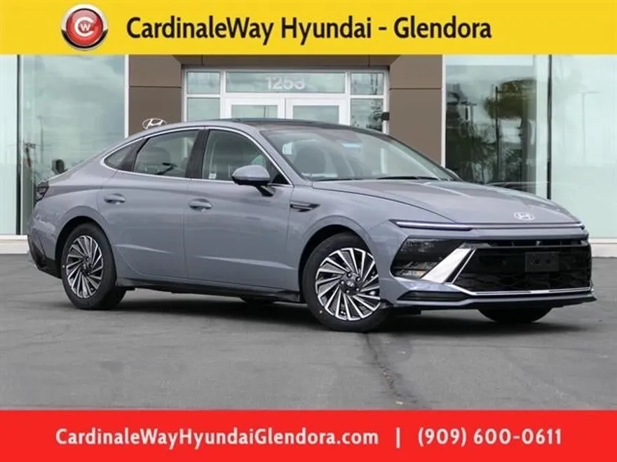 2025 Hyundai Sonata Hybrid Limited photo 1