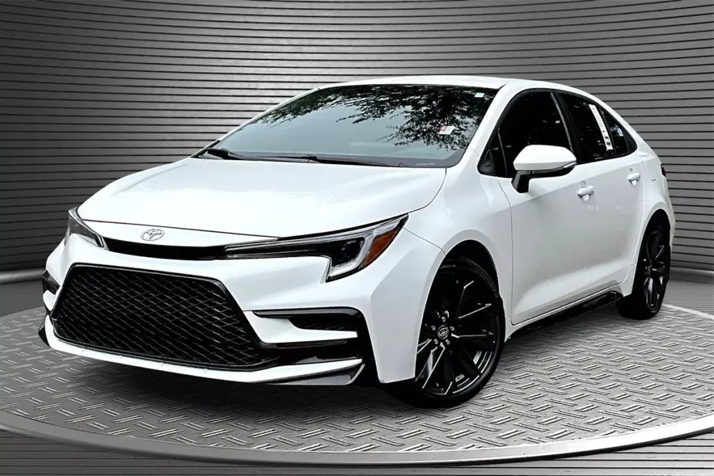 2025 Toyota Corolla SE photo 1