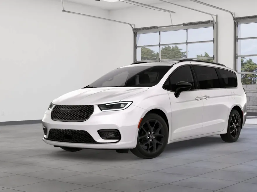 2026 Chrysler Pacifica Limited photo 1