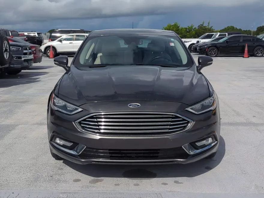 2017 Ford Fusion Titanium photo 1