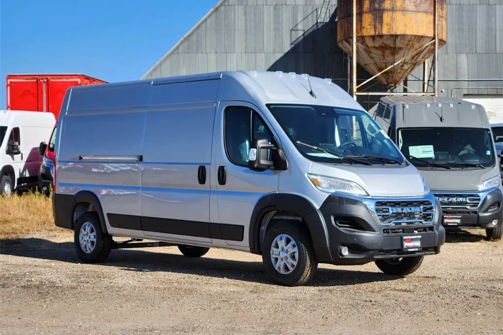 2025 Ram ProMaster 1500 SLT Cargo Van High Roof photo 1