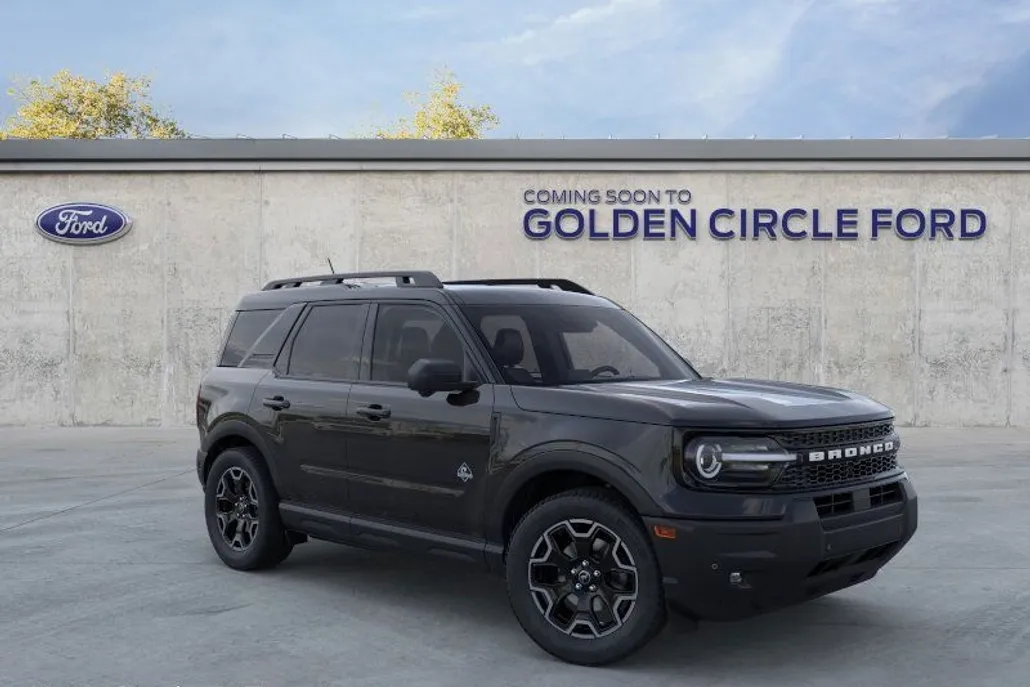 2025 Ford Bronco Sport Outer Banks photo 1
