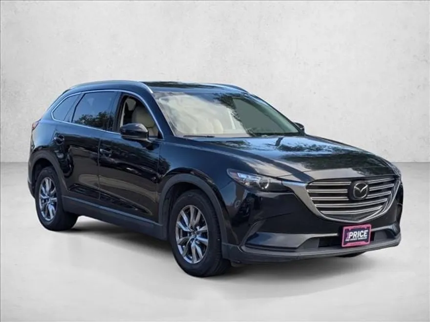 2018 Mazda CX-9 Touring photo 1