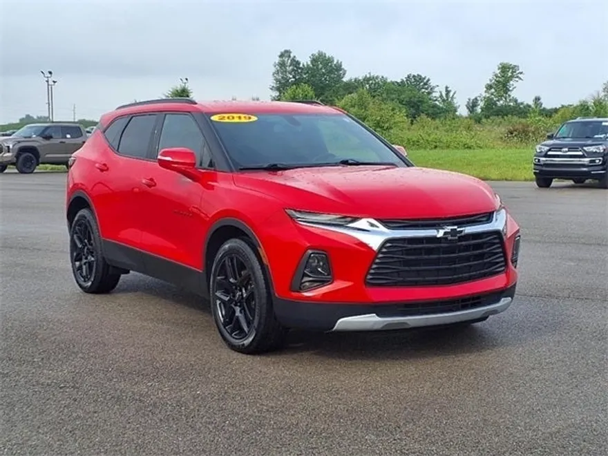 2019 Chevrolet Blazer Base 2LT photo 1