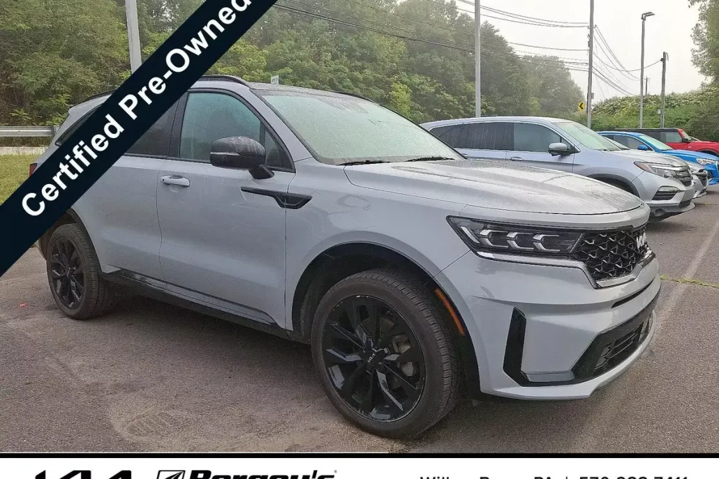 2022 Kia Sorento SX photo 1