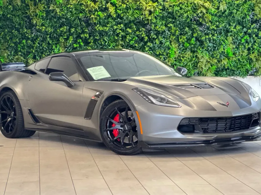 2016 Chevrolet Corvette Z06 2LZ photo 1