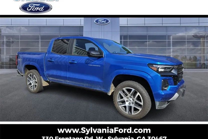 2024 Chevrolet Colorado Z71 photo 1