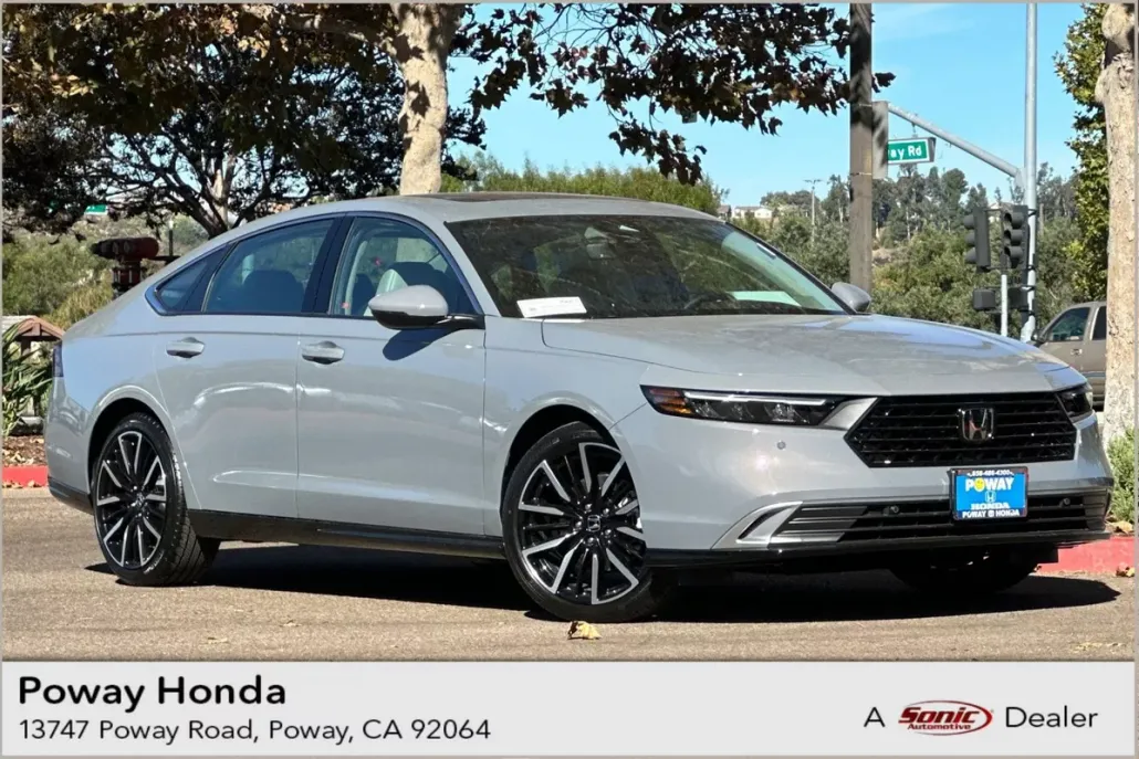 2025 Honda Accord Hybrid Touring photo 1