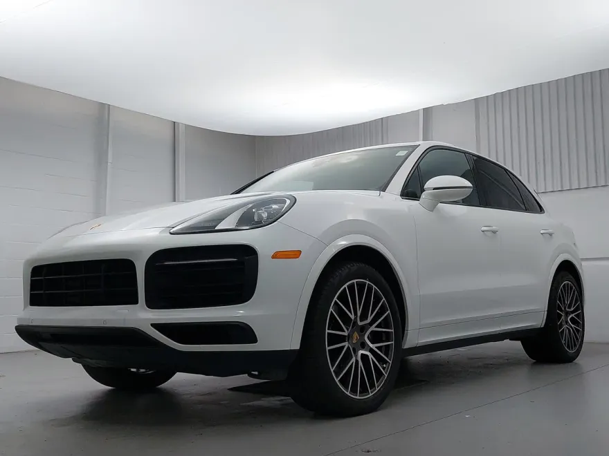 2020 Porsche Cayenne photo 1
