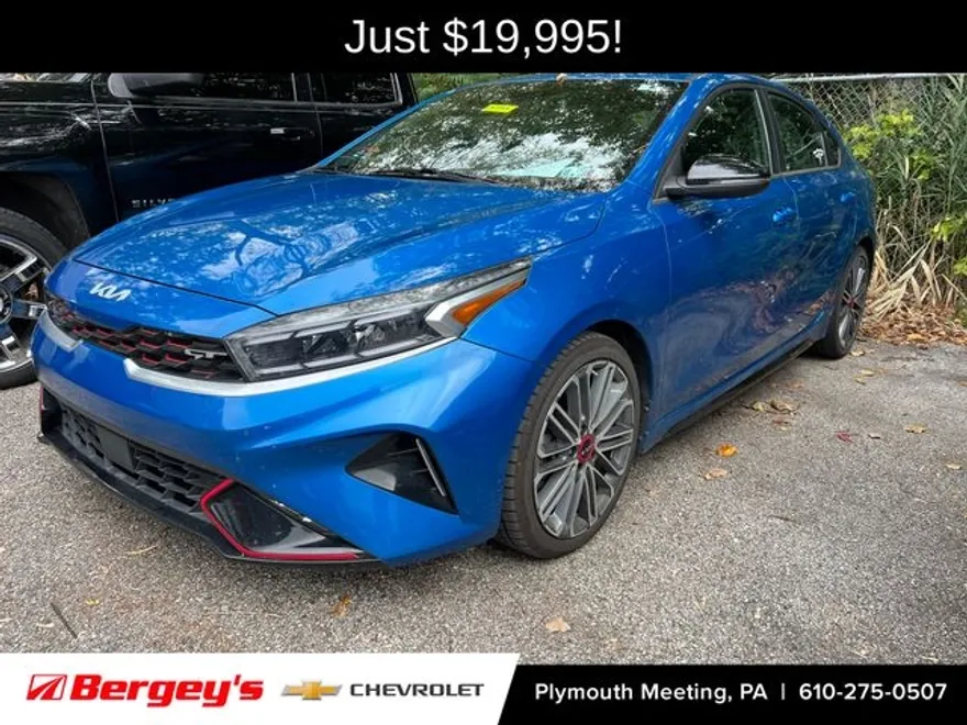 2022 Kia Forte GT photo 1