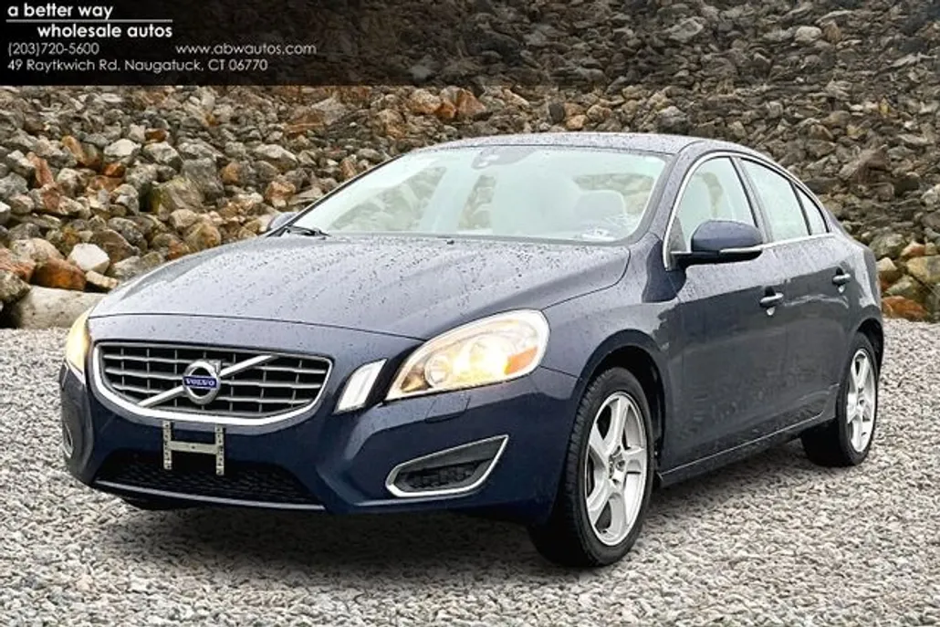 2013 Volvo S60 T5 photo 1