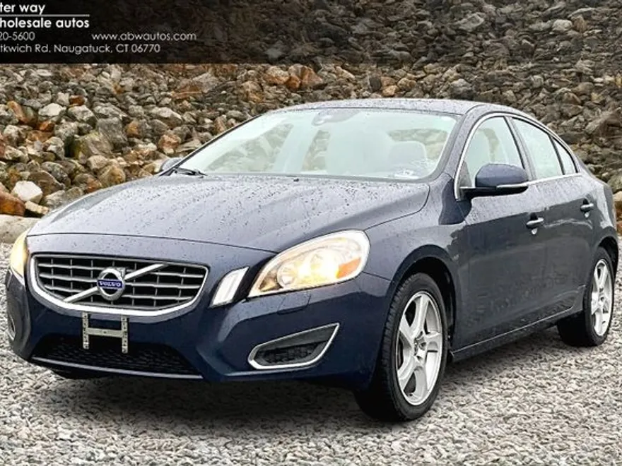 2013 Volvo S60 T5 photo 1