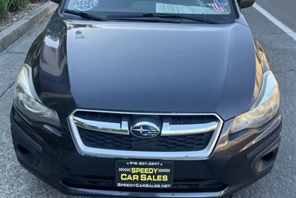 2013 Subaru Impreza 2.0i photo 1